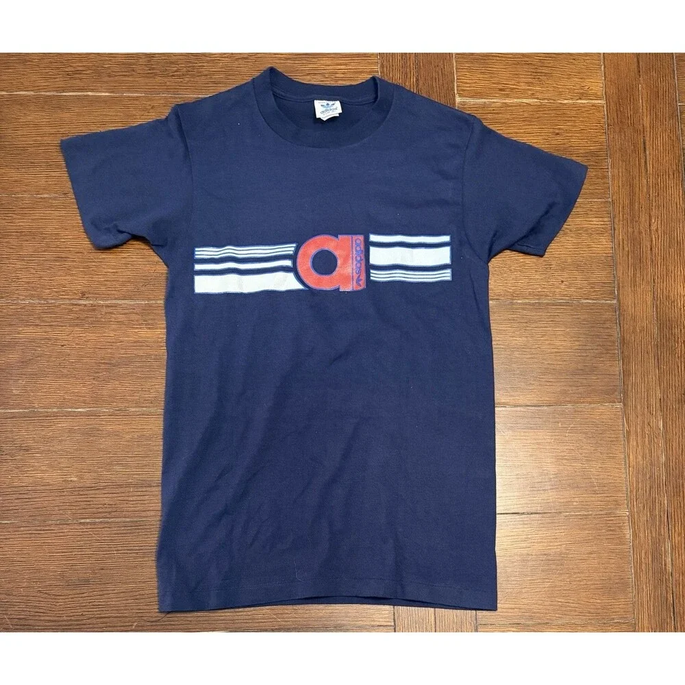 Vintage Men’s Size S 80s ADIDAS TREFOIL THREE STRIPE LOGO t-shirt Single Stitch